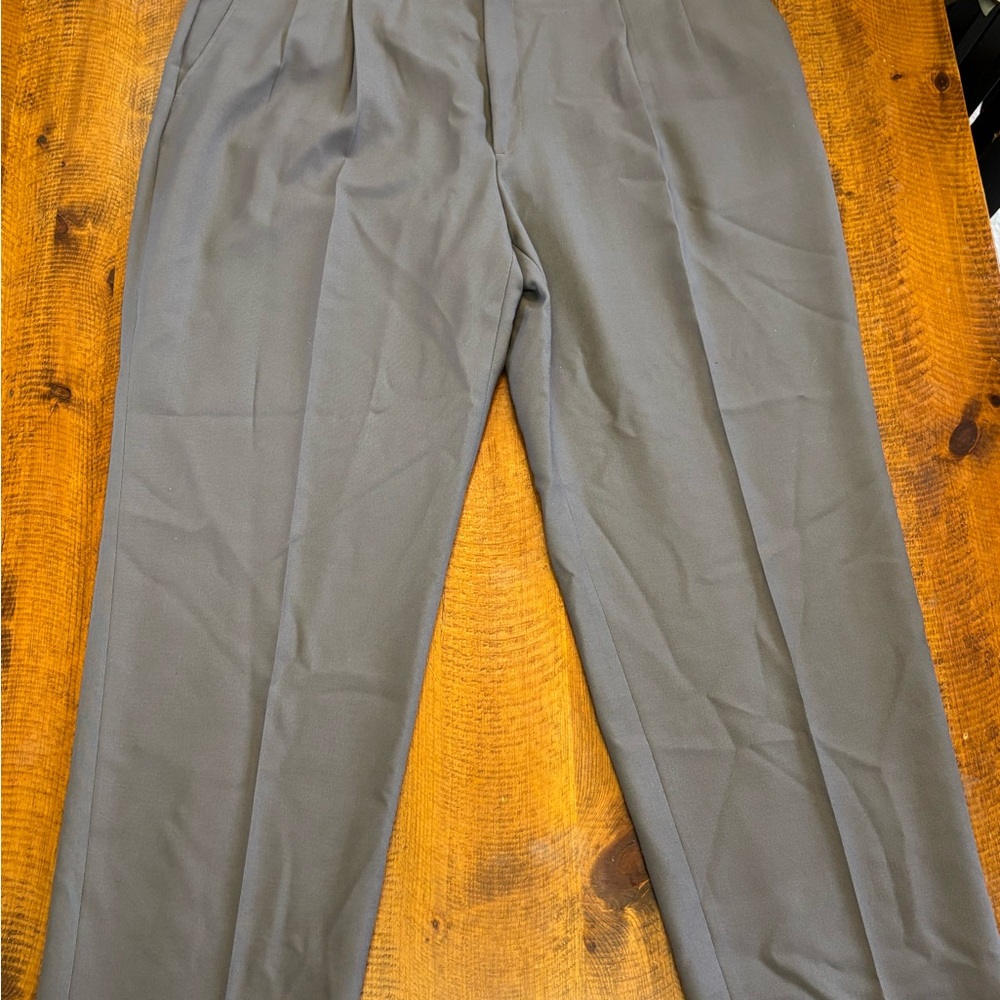 Men’s Grey Charter Collection Pleated Pants (Made in Canada)